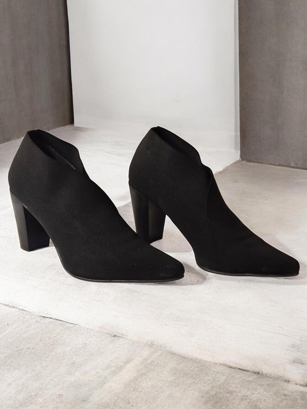 Stuart Weitzman Ankle Booties Black Block Heel Size 9